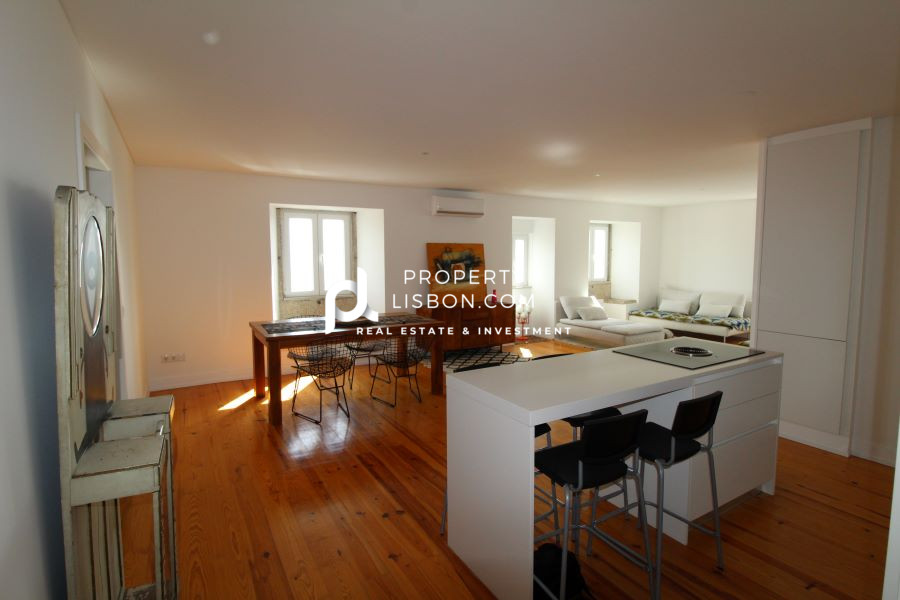 Main Photo of a 2 bedroom  Apartment for sale